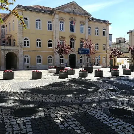 Historic Center' House דירה קלדס דה ריינה